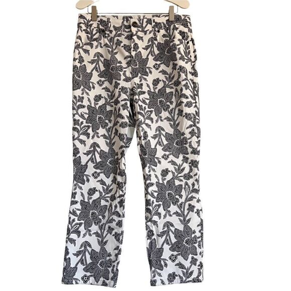 Chico’s Slim Leg Crop Black + White Paisley Floral Print Size 4 - Picture 1 of 7